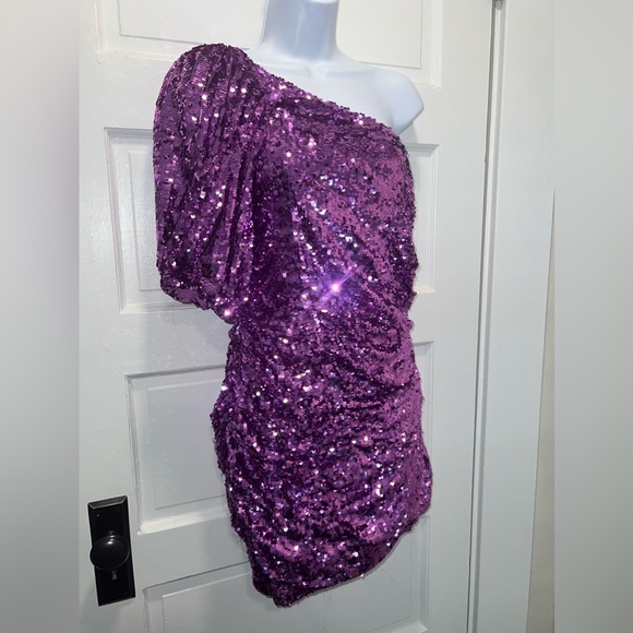 FOR LOVE & LEMONS Purple Pink Madeline Sequin One Shoulder Cocktail Mini Dress ✨ - Picture 4 of 9
